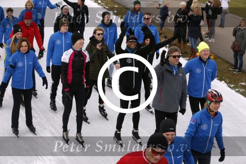 Biddinghuizen 6 maart 2016
De hollandse 100 georganiseerd door prins Bernhard jr . 10 km schaatsen en 90km fietsen .
De opbrengst gaat naar het onderzoek tegen lymphe klier kanker. Patrick Kluivert met zijn vrouw Rosanna