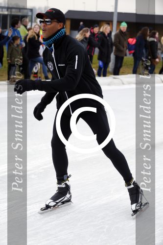 Biddinghuizen 6 maart 2016
De hollandse 100 georganiseerd door prins Bernhard jr . 10 km schaatsen en 90km fietsen .
De opbrengst gaat naar het onderzoek tegen lymphe klier kanker. Patrick Kluivert