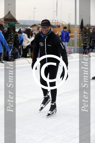 Biddinghuizen 6 maart 2016
De hollandse 100 georganiseerd door prins Bernhard jr . 10 km schaatsen en 90km fietsen .
De opbrengst gaat naar het onderzoek tegen lymphe klier kanker. Patrick Kluivert