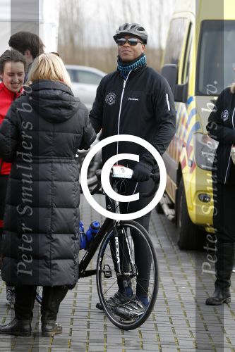 Biddinghuizen 6 maart 2016
De hollandse 100 georganiseerd door prins Bernhard jr . 10 km schaatsen en 90km fietsen .
De opbrengst gaat naar het onderzoek tegen lymphe klier kanker. Patrick Kluivert