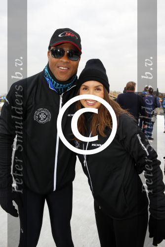 Biddinghuizen 6 maart 2016
De hollandse 100 georganiseerd door prins Bernhard jr . 10 km schaatsen en 90km fietsen .
De opbrengst gaat naar het onderzoek tegen lymphe klier kanker. Patrick Kluivert met zijn vrouw Rosanna