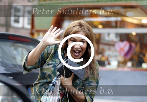 Amsterdam 12 februari 2016 
Patty Brard op straat.