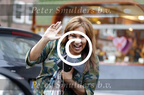 Amsterdam 12 februari 2016 
Patty Brard op straat.