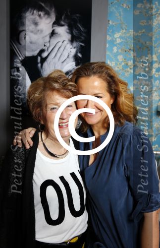 Laren 14 februari 2016
Opening expositie van Paulien Huizinga. Paulien met moeder