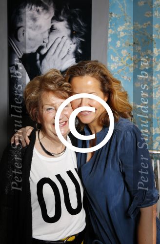 Laren 14 februari 2016
Opening expositie van Paulien Huizinga. Paulien met moeder