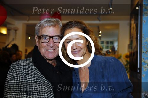 Laren 14 februari 2016
Opening expositie van Paulien Huizinga. Paulien met partner Edgar Vos Geert