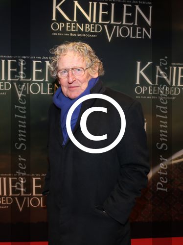 Amsterdam 22 februari 2016
Premiere Knielen op een Bed Violen in Tuschinski , Noortje Herlaar en partner Barry Atsma spelen de hoofdrol. Pieter Verhoeff
