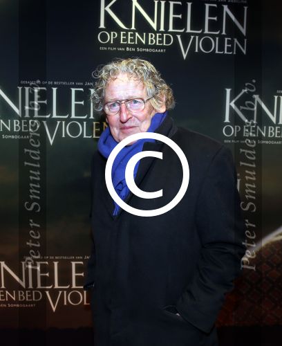 Amsterdam 22 februari 2016
Premiere Knielen op een Bed Violen in Tuschinski , Noortje Herlaar en partner Barry Atsma spelen de hoofdrol. Pieter Verhoeff