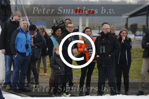 Biddinghuizen 6 maart 2016
De hollandse 100 georganiseerd door prins Bernhard jr . 10 km schaatsen en 90km fietsen .
De opbrengst gaat naar het onderzoek tegen lymphe klier kanker. Pieter v Vollenhoven met zijn canon camera