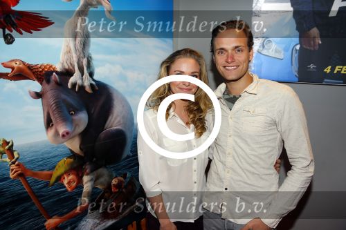 Amsterdam 14 februari 2016
Premiere Robinson Crusoe in pathe arena. Pip Pellens met Pim Wessels
