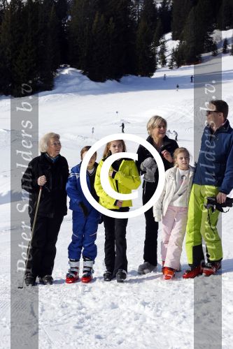 Lech, 22 Februari 2016
Jaarlijkse fotopersdag Koninklijk huis
Prins Constatijn Prinses Laurentien Prinses Eloise Prins Claus-Casimir en Prinses Leonore