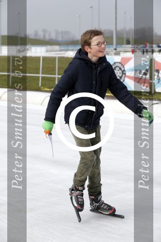 Biddinghuizen 6 maart 2016
De hollandse 100 georganiseerd door prins Bernhard jr . 10 km schaatsen en 90km fietsen .
De opbrengst gaat naar het onderzoek tegen lymphe klier kanker. Prins Lucas