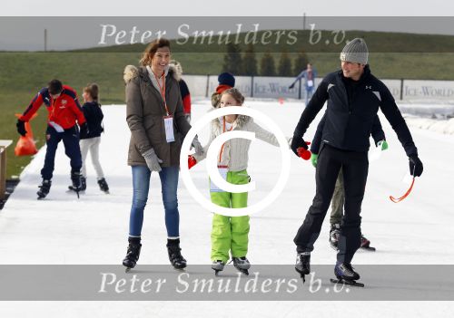 Biddinghuizen 6 maart 2016
De hollandse 100 georganiseerd door prins Bernhard jr . 10 km schaatsen en 90km fietsen .
De opbrengst gaat naar het onderzoek tegen lymphe klier kanker. Prins Maurits met Prinses Marilene