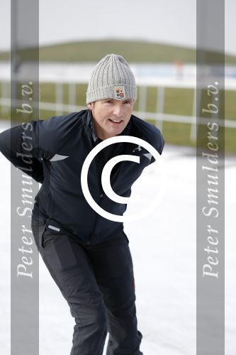 Biddinghuizen 6 maart 2016
De hollandse 100 georganiseerd door prins Bernhard jr . 10 km schaatsen en 90km fietsen .
De opbrengst gaat naar het onderzoek tegen lymphe klier kanker. Prins Maurits