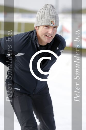 Biddinghuizen 6 maart 2016
De hollandse 100 georganiseerd door prins Bernhard jr . 10 km schaatsen en 90km fietsen .
De opbrengst gaat naar het onderzoek tegen lymphe klier kanker. Prins Maurits