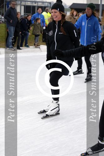 Biddinghuizen 6 maart 2016
De hollandse 100 georganiseerd door prins Bernhard jr . 10 km schaatsen en 90km fietsen .
De opbrengst gaat naar het onderzoek tegen lymphe klier kanker. Prinses Annette