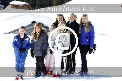 Lech, 22 Februari 2016
Wintersport koninklijk Huis met
Prinses Beatrix met kleinkinderen Prinses Amalia Prinses Alexia Prinses Ariane 
Prinses Ariane Prinses Eloise Prins Claus-Casimir  Prinses Leonore
