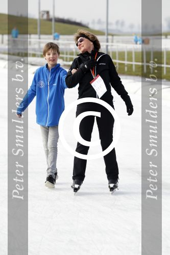 Biddinghuizen 6 maart 2016
De hollandse 100 georganiseerd door prins Bernhard jr . 10 km schaatsen en 90km fietsen .
De opbrengst gaat naar het onderzoek tegen lymphe klier kanker. Prinses Margriet