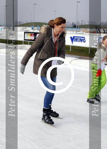 Biddinghuizen 6 maart 2016
De hollandse 100 georganiseerd door prins Bernhard jr . 10 km schaatsen en 90km fietsen .
De opbrengst gaat naar het onderzoek tegen lymphe klier kanker. Prinses Marilene