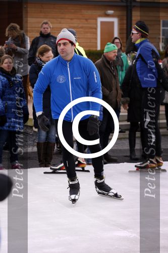 Biddinghuizen 6 maart 2016
De hollandse 100 georganiseerd door prins Bernhard jr . 10 km schaatsen en 90km fietsen .
De opbrengst gaat naar het onderzoek tegen lymphe klier kanker.
Ralph Mannheim met zijn zwangere vriendin Liza Sips