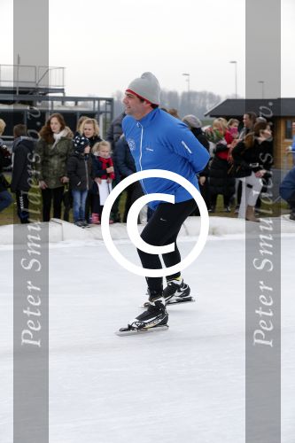 Biddinghuizen 6 maart 2016
De hollandse 100 georganiseerd door prins Bernhard jr . 10 km schaatsen en 90km fietsen .
De opbrengst gaat naar het onderzoek tegen lymphe klier kanker.
Ralph Mannheim met zijn zwangere vriendin Liza Sips