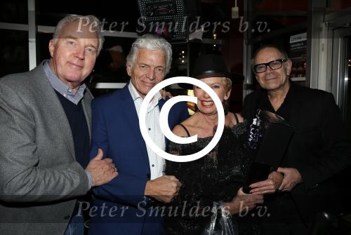 Amsterdam 11 februari 2016
Ria Valk viert haar 75e verjaardag bij Lovers.
Ria met Andre v Duin Ben Cramer en Rob de Nijs