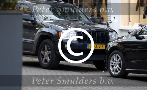 Amsterdam 12 februari 2016
Rick Brandsteder met (zijn) vriendin Anna Sophia v Zweden de ochter van Jaap v Zweden op terras en omarmd op straat