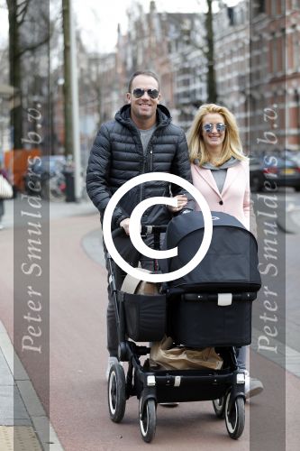 Amsterdam 5 maart 2016 
Robert Doornbos en Chantal Bles achter de kinderwagen.