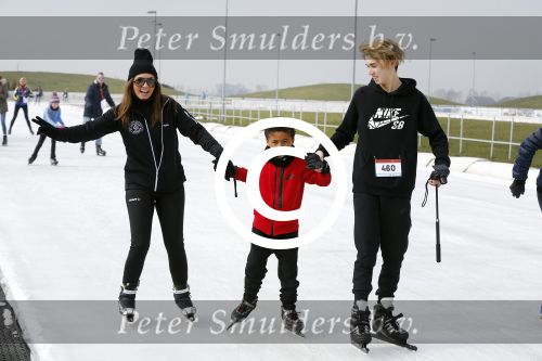 Biddinghuizen 6 maart 2016
De hollandse 100 georganiseerd door prins Bernhard jr . 10 km schaatsen en 90km fietsen .
De opbrengst gaat naar het onderzoek tegen lymphe klier kanker. Rosanna Kluivert met zoons Shane en Nino