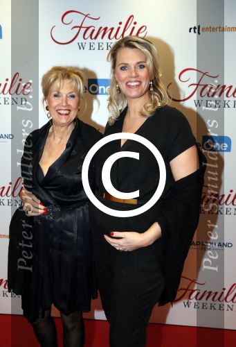 Amsterdam 16 februari 2016
Premiere Familie weekend in Tuschinski.
Sanne Heijen zwanger met moeder