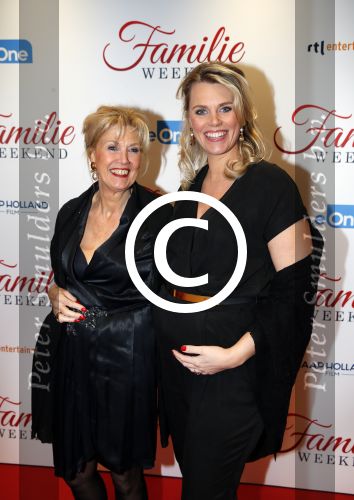 Amsterdam 16 februari 2016
Premiere Familie weekend in Tuschinski.
Sanne Heijen zwanger met moeder