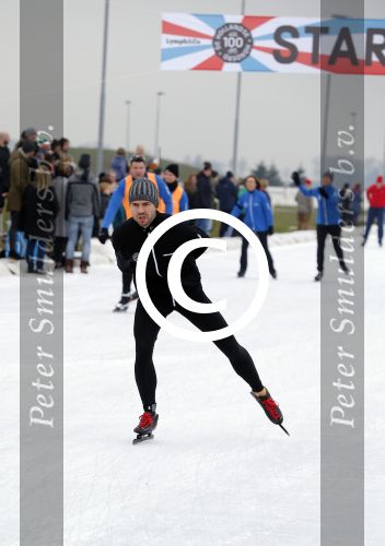 Biddinghuizen 6 maart 2016
De hollandse 100 georganiseerd door prins Bernhard jr . 10 km schaatsen en 90km fietsen .
De opbrengst gaat naar het onderzoek tegen lymphe klier kanker. Simon Keizer