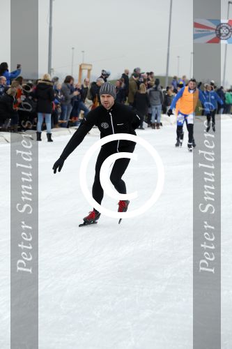 Biddinghuizen 6 maart 2016
De hollandse 100 georganiseerd door prins Bernhard jr . 10 km schaatsen en 90km fietsen .
De opbrengst gaat naar het onderzoek tegen lymphe klier kanker. Simon Keizer