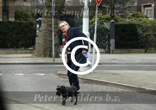 Amsterdam 13 februari 2016  
Tom Egbers laat hond uit
