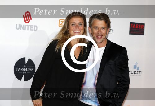 Amsterdam 7 maart 2016 
Uitreiking tv beelden in de passengers terminal .
Waldemar Torenstra en Sophie Hilbrand