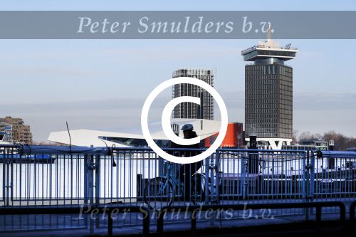 Amsterdam 15 februari 2017 
Adam toren en Eye theater aan het IJ