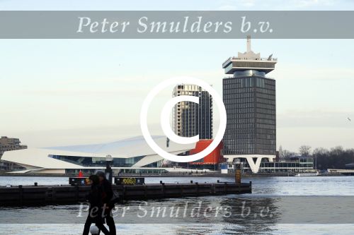 Amsterdam 15 februari 2017 
Adam toren en Eye theater aan het IJ