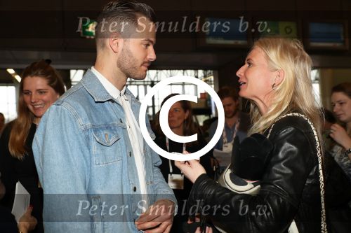 Amsterdam, 22 Februari 2017
Opening 9 maanden Beurs in de RAI door Jim Bakkum.
Anette de Vries en Jim Bakkum