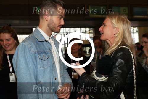 Amsterdam, 22 Februari 2017
Opening 9 maanden Beurs in de RAI door Jim Bakkum.
Anette de Vries en Jim Bakkum