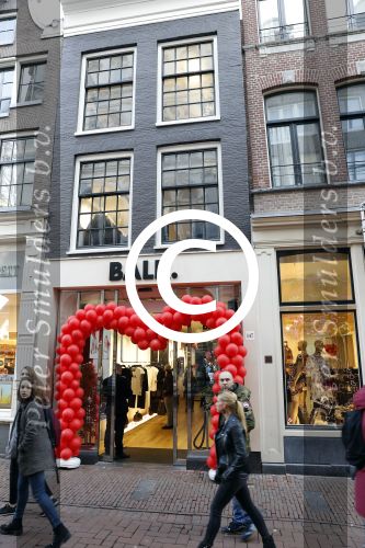 Amsterdam 14 februari 2017 
De winkel van BalR met een haart op valentijnsdag.