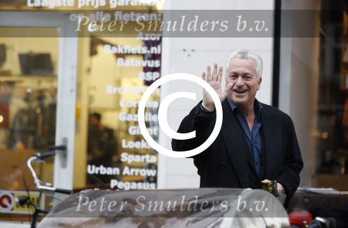 Amsterdam 8 februari 2017
Bram Moszkowicz op straat in amsterdam zuid