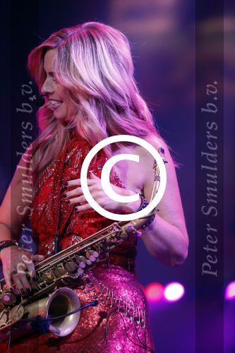 Amsterdam 10 februari 2017
Ladies of Soul in het ziggo dome met Candy Dulfer Berget Lewis Trijntje Oosterhuis Edsilia Rombley en Glennis Grace.