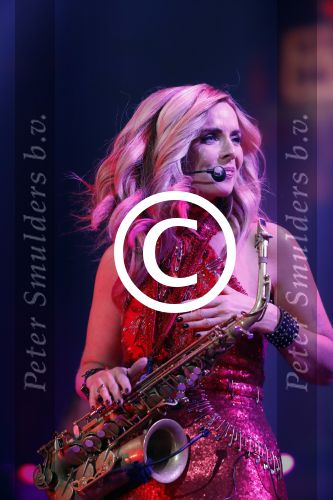 Amsterdam 10 februari 2017
Ladies of Soul in het ziggo dome met Candy Dulfer Berget Lewis Trijntje Oosterhuis Edsilia Rombley en Glennis Grace.