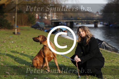 Amsterdam 2 februari 2017
Claudia Schoemacher wandelend met haar hond