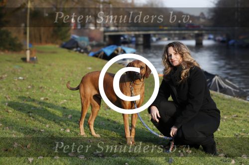 Amsterdam 2 februari 2017
Claudia Schoemacher wandelend met haar hond