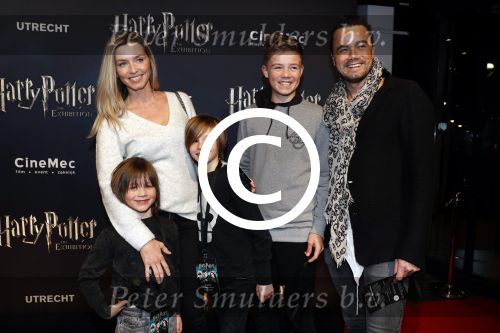 Utrecht 9 februari 2017
Exebition Harry Potter in Cinemec Utrecht. Dinand en Lucy Woesthoff met kinderen