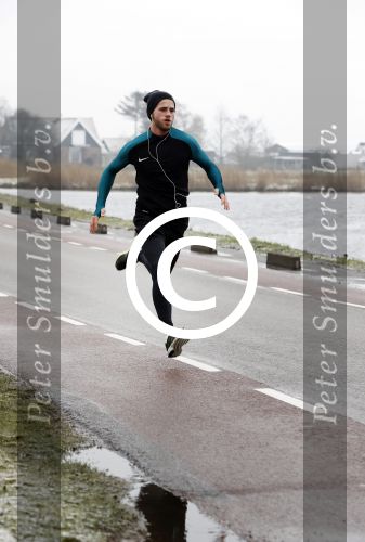 den Ilp 8 februari 2017
Donny Roelvink hard aan het lopen. Binnekort komt er een real life soap met Donny en Dave Roelvink