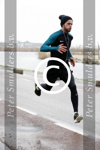 den Ilp 8 februari 2017
Donny Roelvink hard aan het lopen. Binnekort komt er een real life soap met Donny en Dave Roelvink