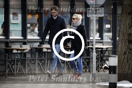 Amsterdam 12 februari 2017
Eva Jinek met haar vriend Dexter v d Voorn in amsterdam zuid.