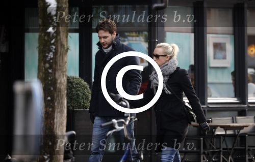 Amsterdam 12 februari 2017
Eva Jinek met haar vriend Dexter v d Voorn in amsterdam zuid.